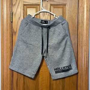 Hollister sweat shorts S